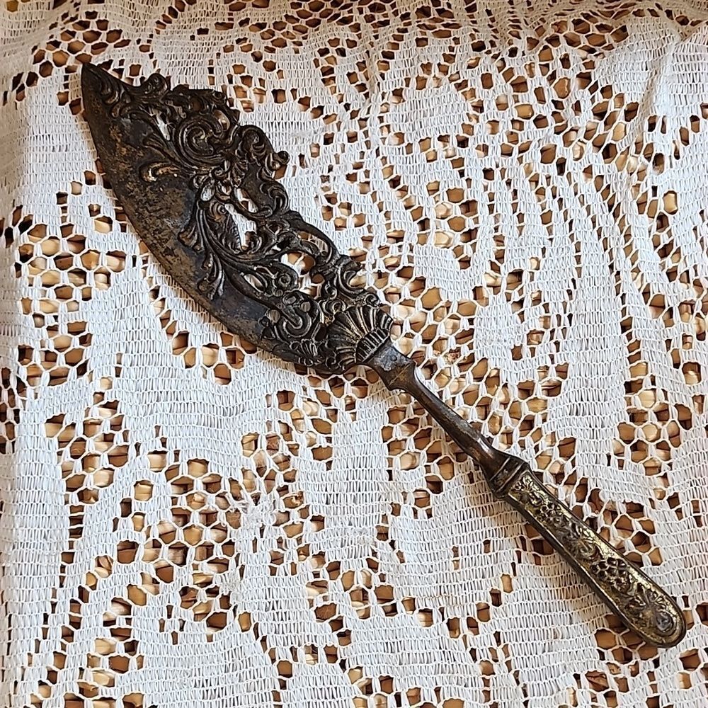 Vintage Ornate Weighted Brass Fish Serving Knife Ren Fest